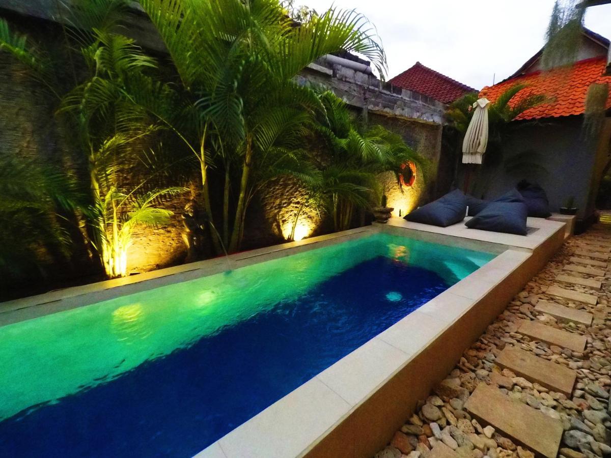 Tropical Garden Inn Batununggul Exterior foto