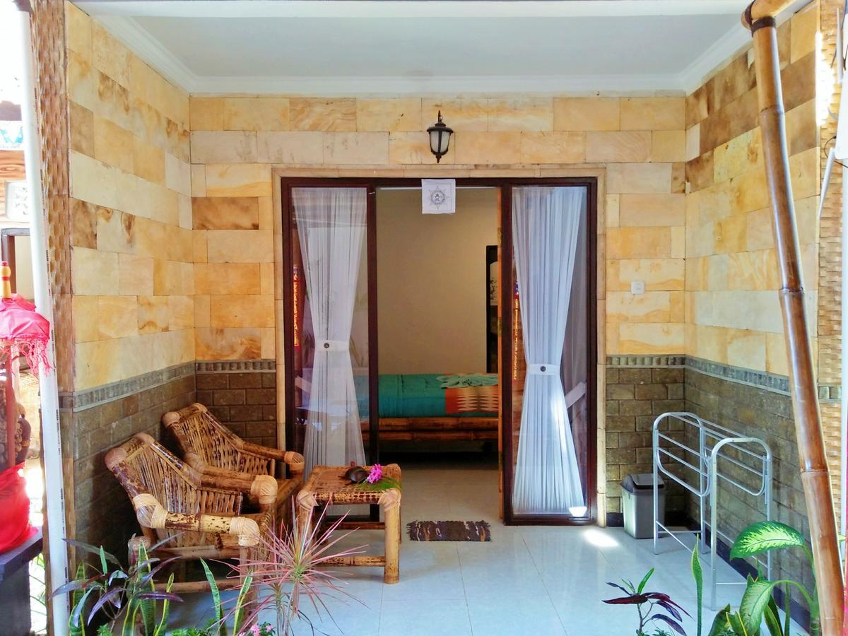 Tropical Garden Inn Batununggul Exterior foto